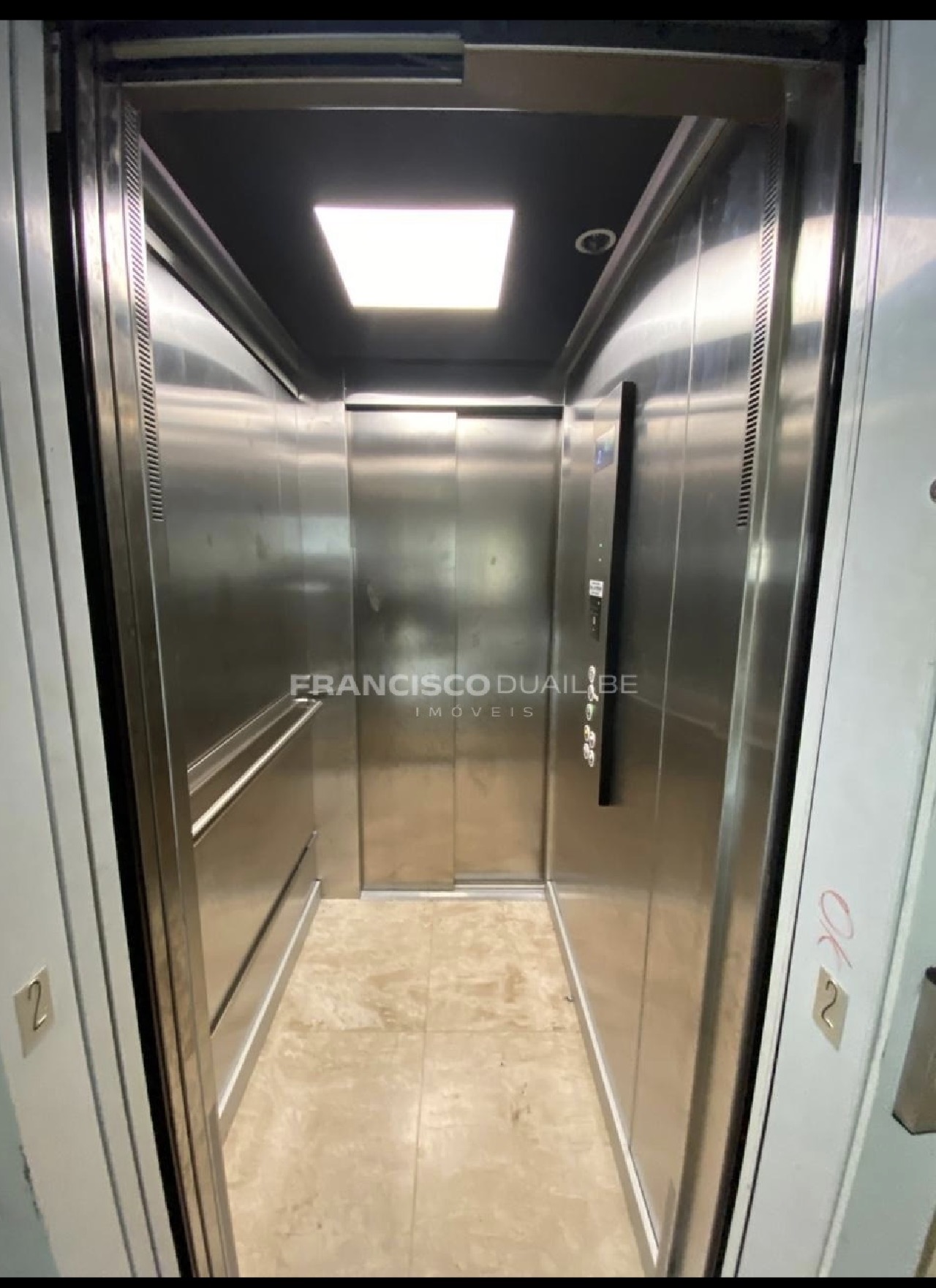Prédio Comercial em Renascença — foto 4 de 4