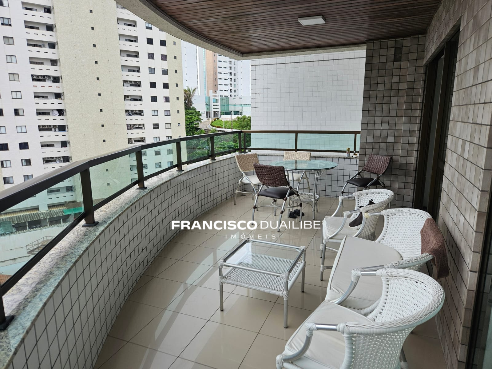 Apto vista para a Litorânea — foto 4 de 19