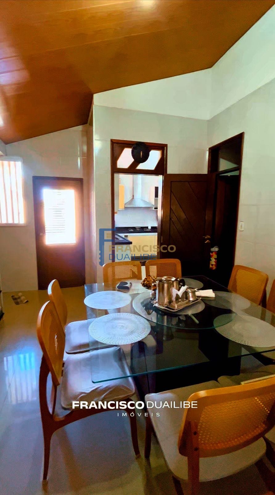 Casa em Quintas do Calhau — foto 4 de 20