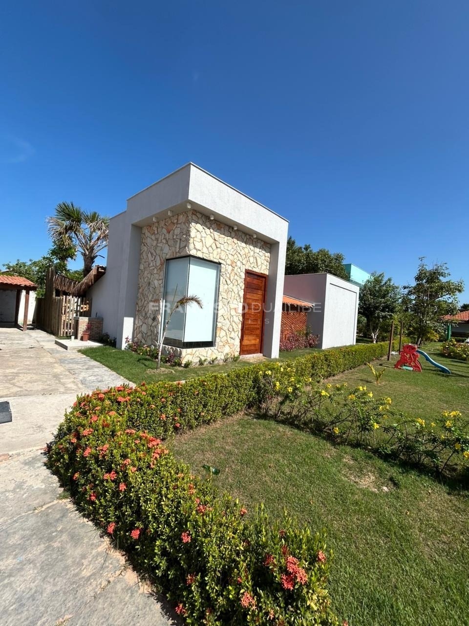 Casa alto padrão em Barreirinhas — foto 2 de 12