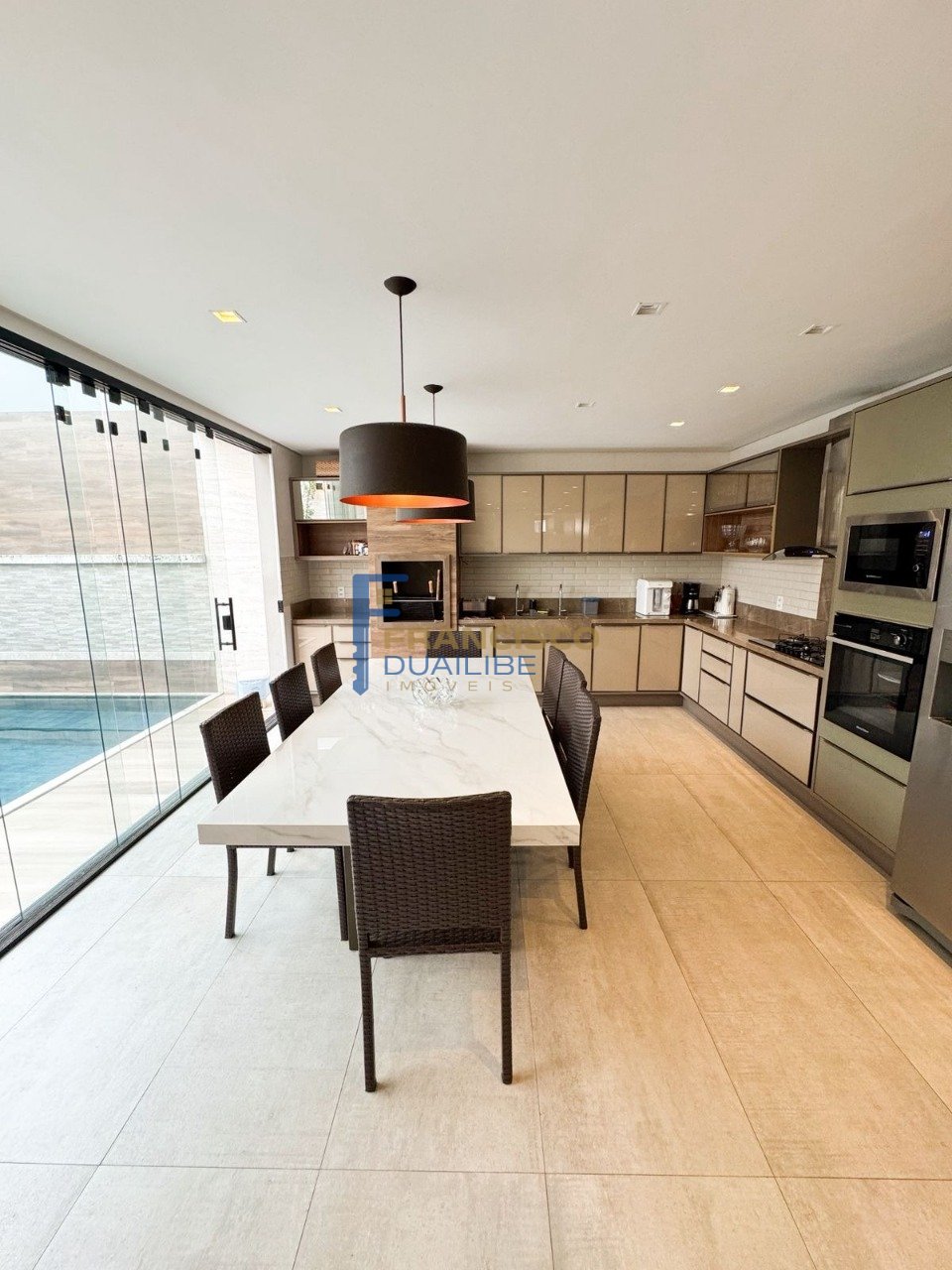 Cond. Maison Cristally
