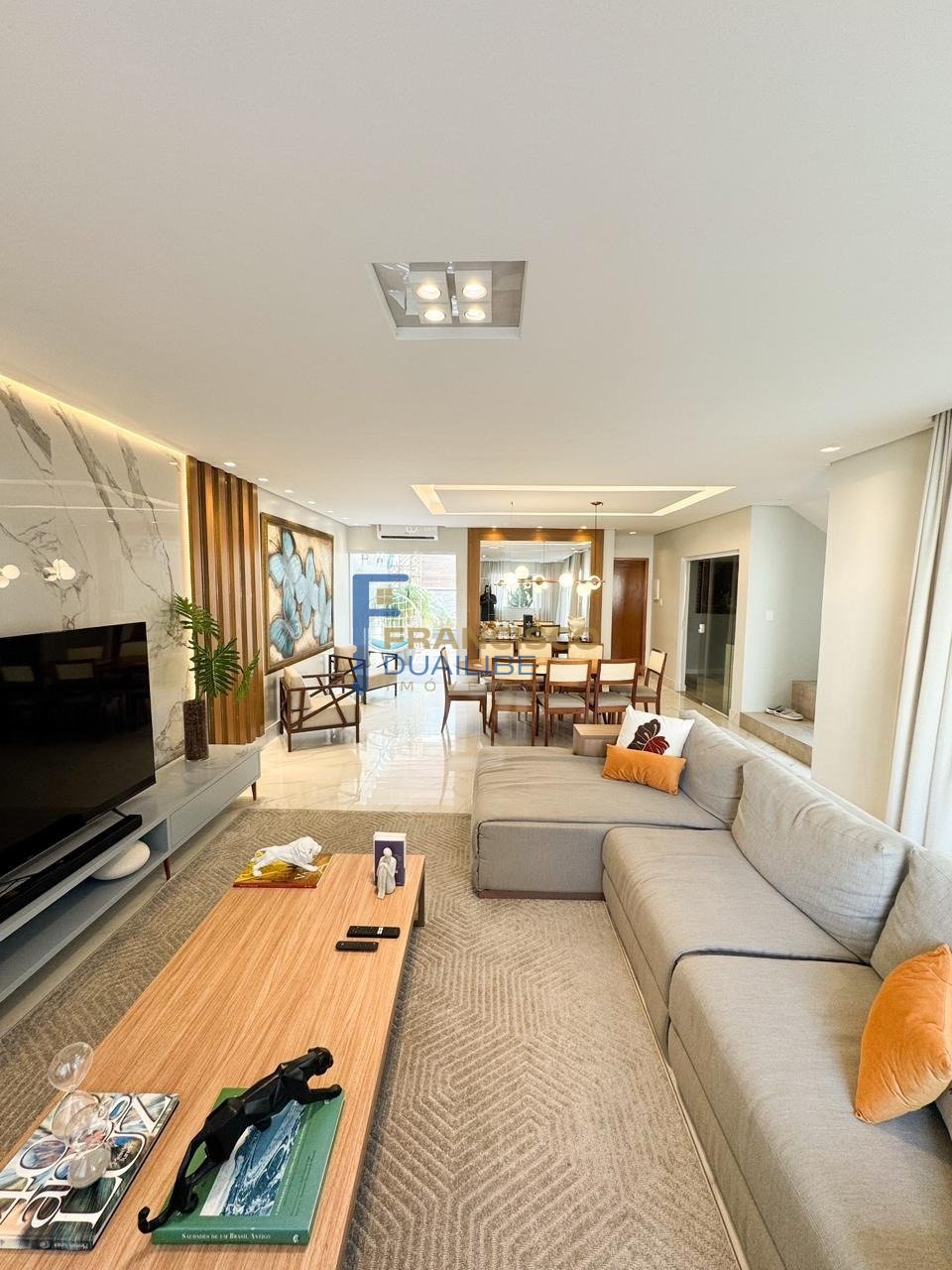 Cond. Maison Cristally — foto 3 de 38