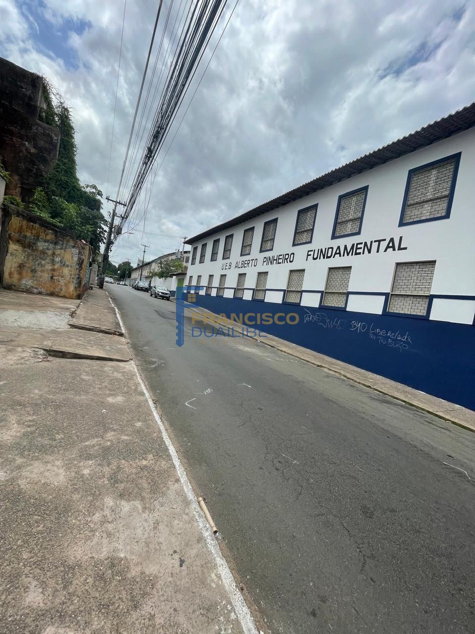 Prédio Comercial em Centro