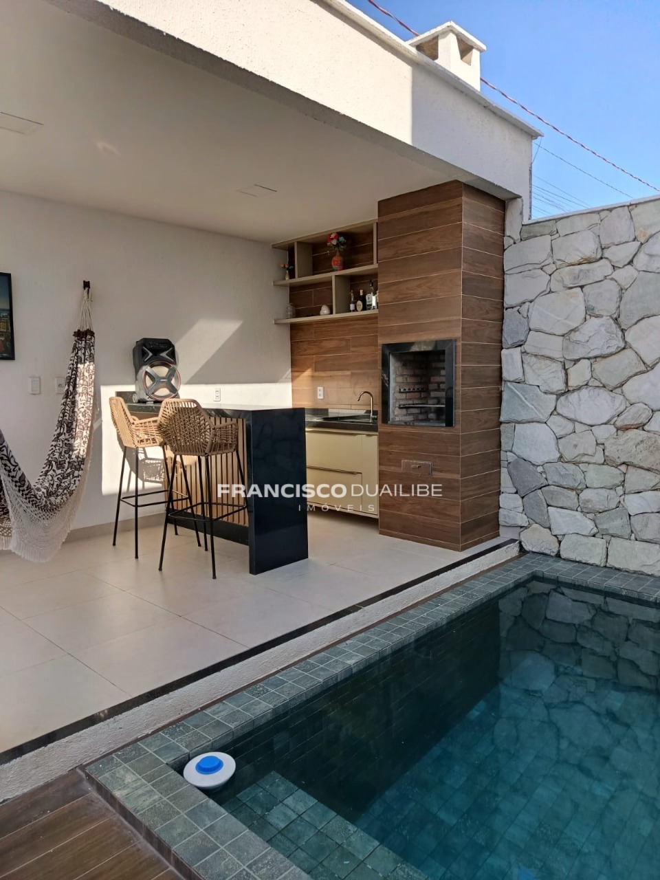 Cond Fechado Araçagy -