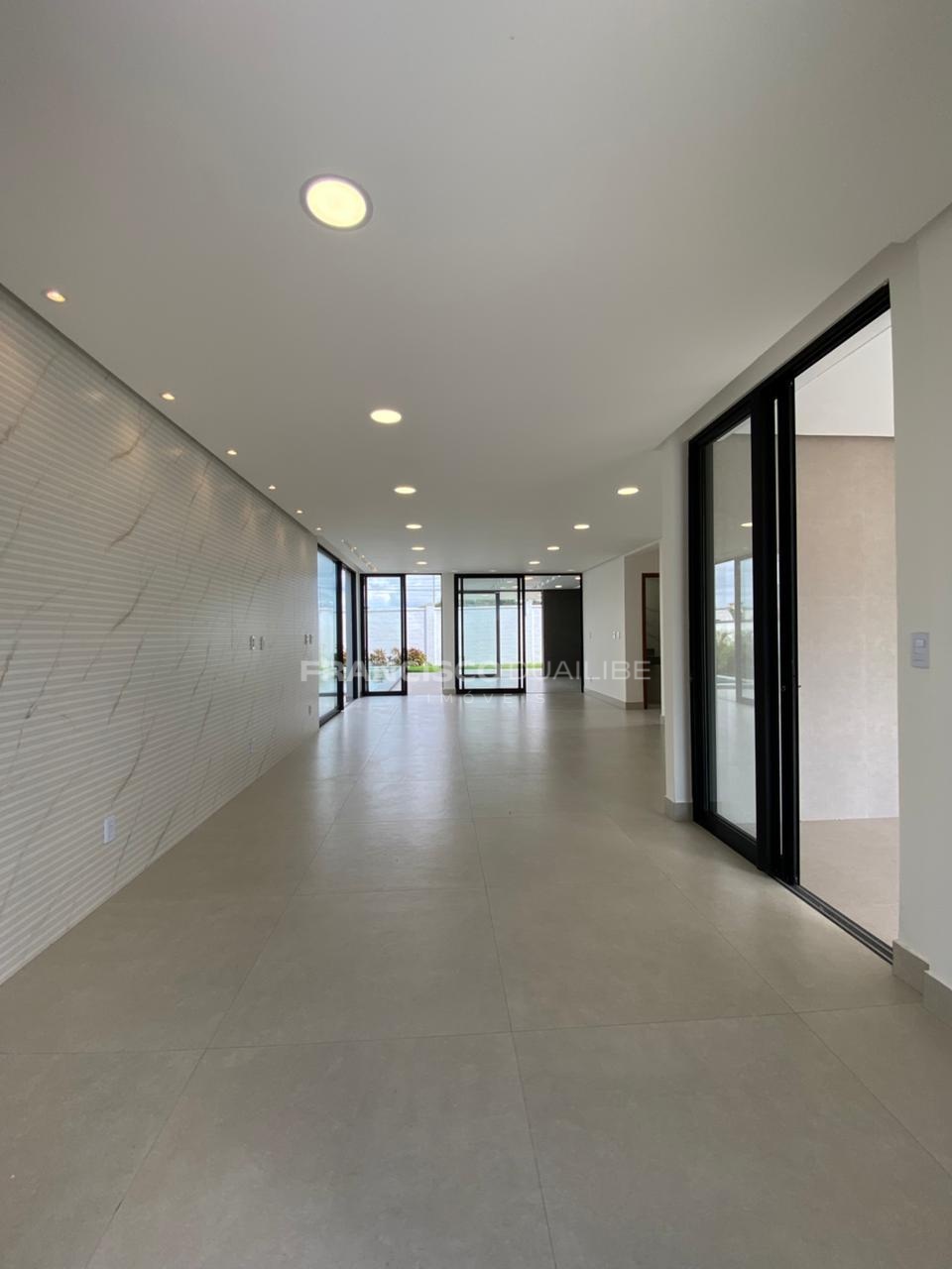 Casa Exclusiva no Condomínio Alphaville — foto 2 de 30