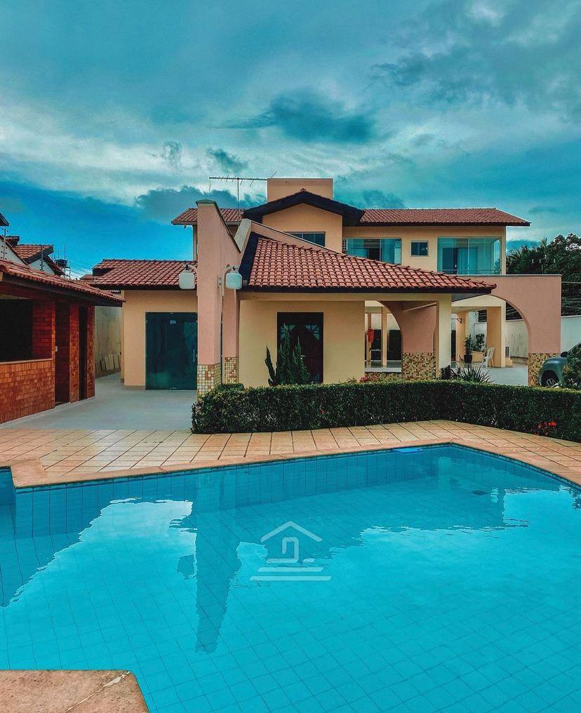 Casa Solta na  Sambaquis