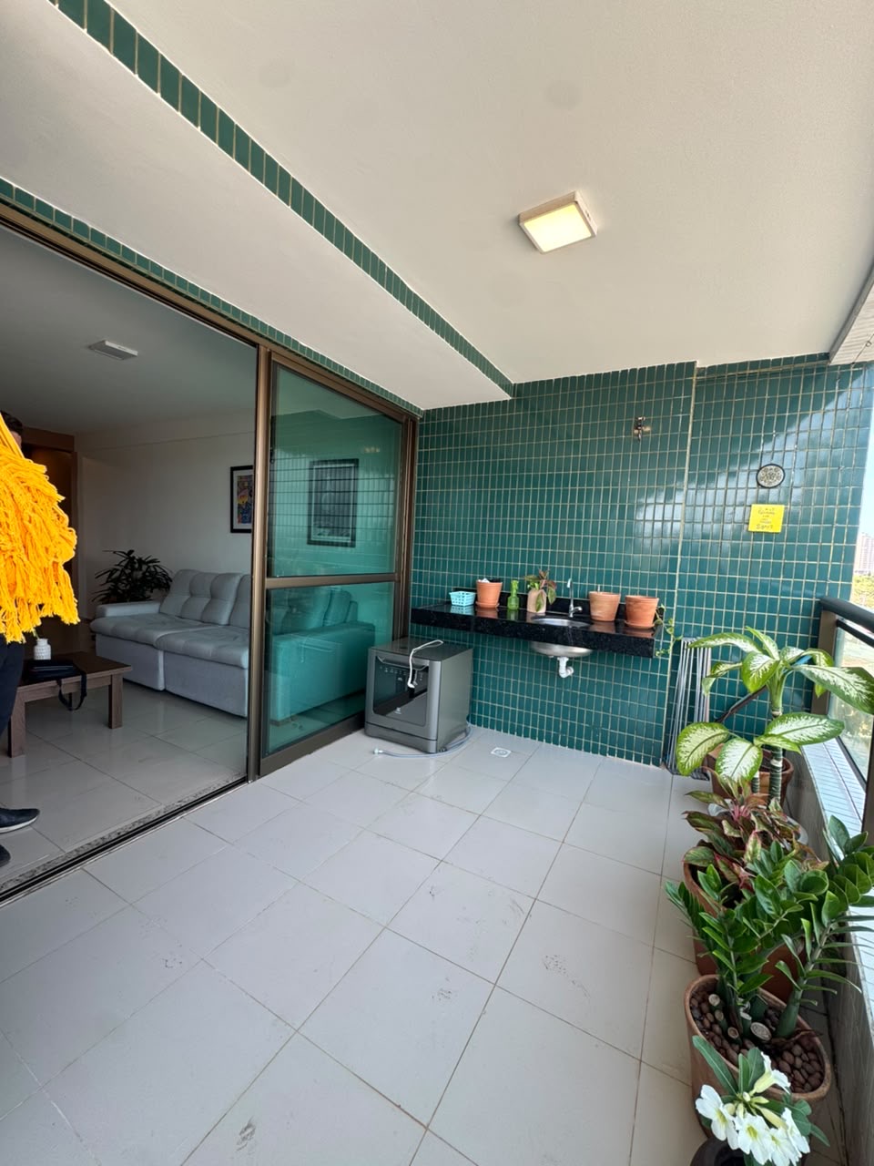 APARTAMENTO À VENDA | ED. LAKE SIDE